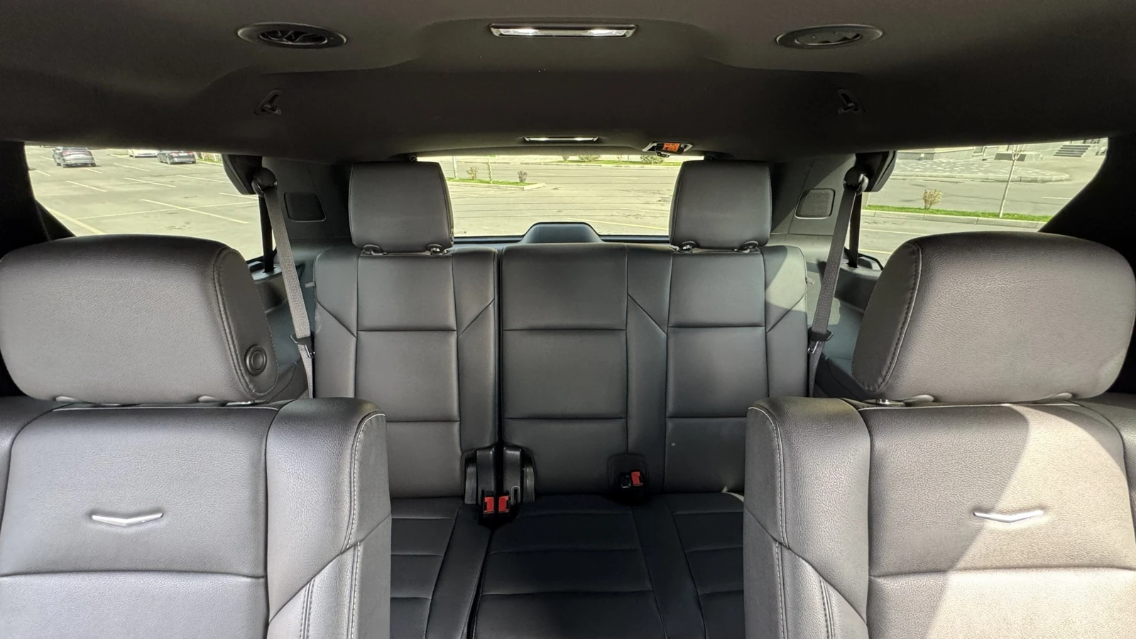 Кожаный салон Escalade во время маршрута из Астаны в Костанай