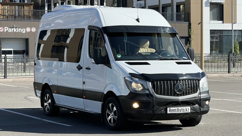 Mercedes-Benz VIP Sprinter white 8 seats