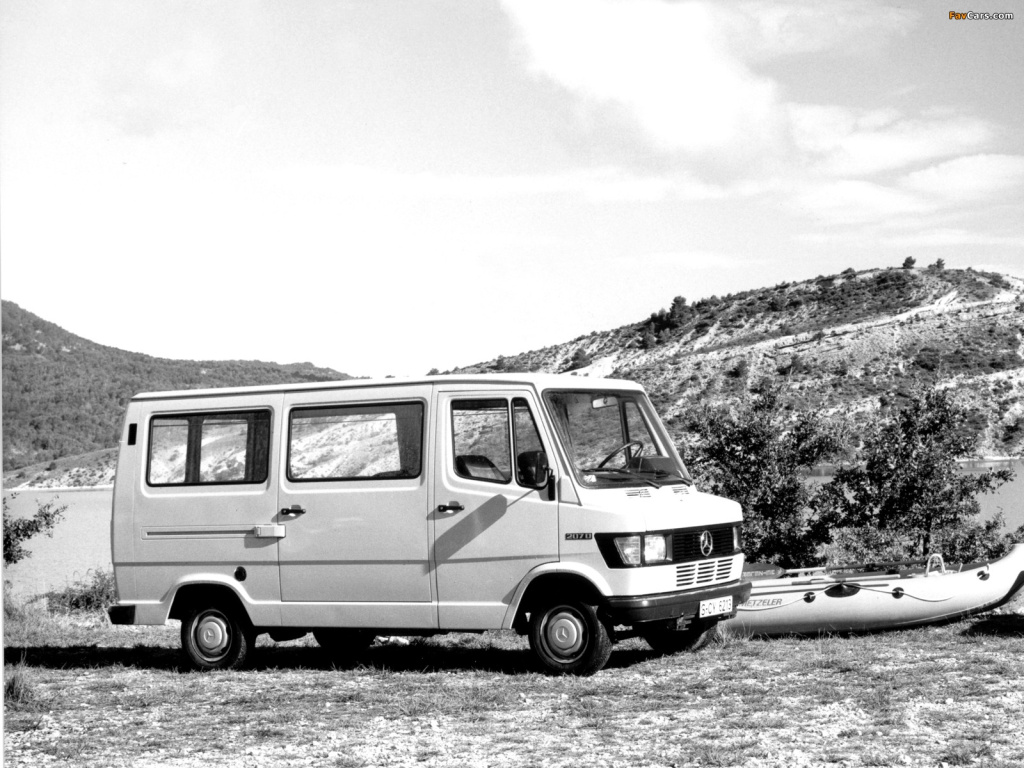 images_mercedes-benz_t1_1977_1.jpg